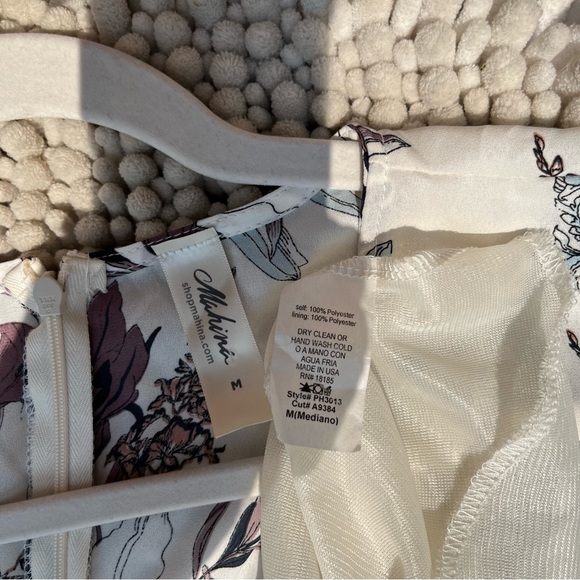 Floral romper from Mahina in Maui - Picture 2 of 4